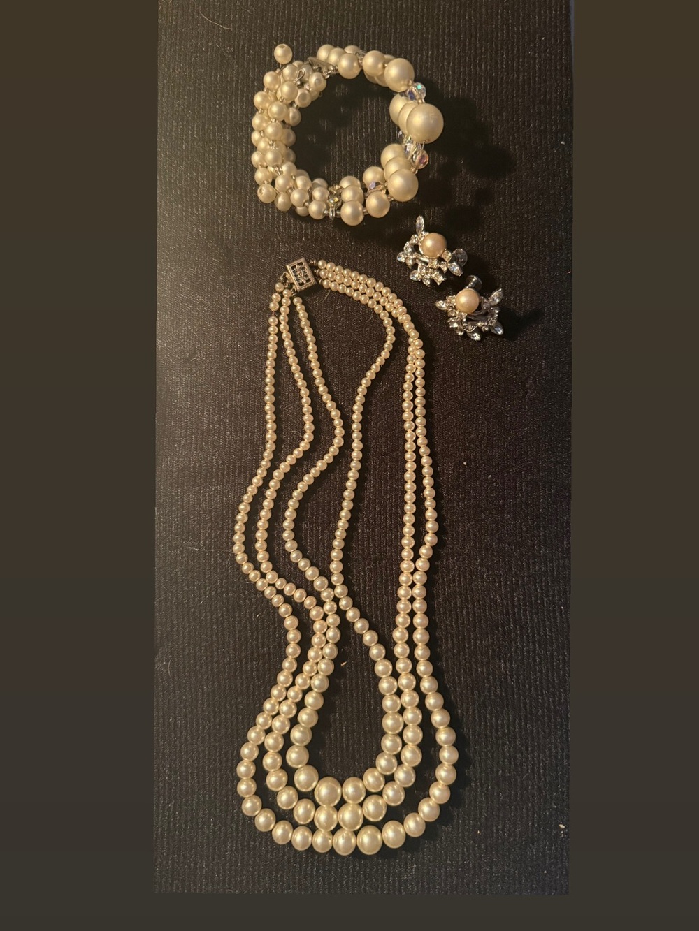 Classic Pearl Necklace, Bracelet & Clip-On Earrings Set - Ivory